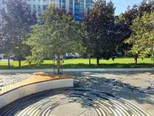 Сквер у оружейного переулка