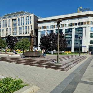 Сквер у оружейного переулка