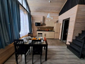 Шале домик у леса