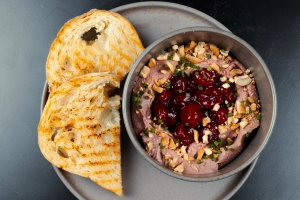 Mid Lounge & Gastro bar