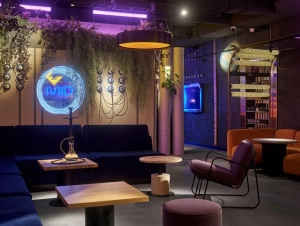 Mid Lounge & Gastro bar