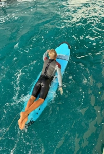 VODA & SURF — школа серфинга на самой большой искусственной волне в России