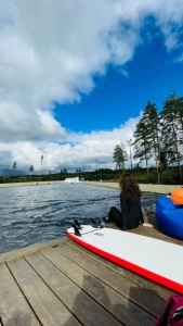 VODA & SURF — школа серфинга на самой большой искусственной волне в России