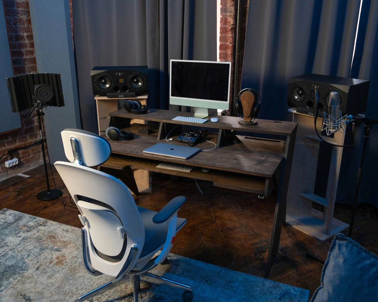 Ice Cream Studio