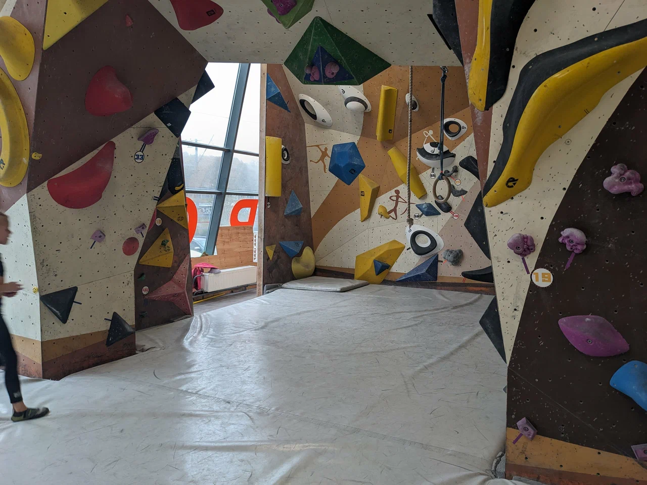 Скалодром 