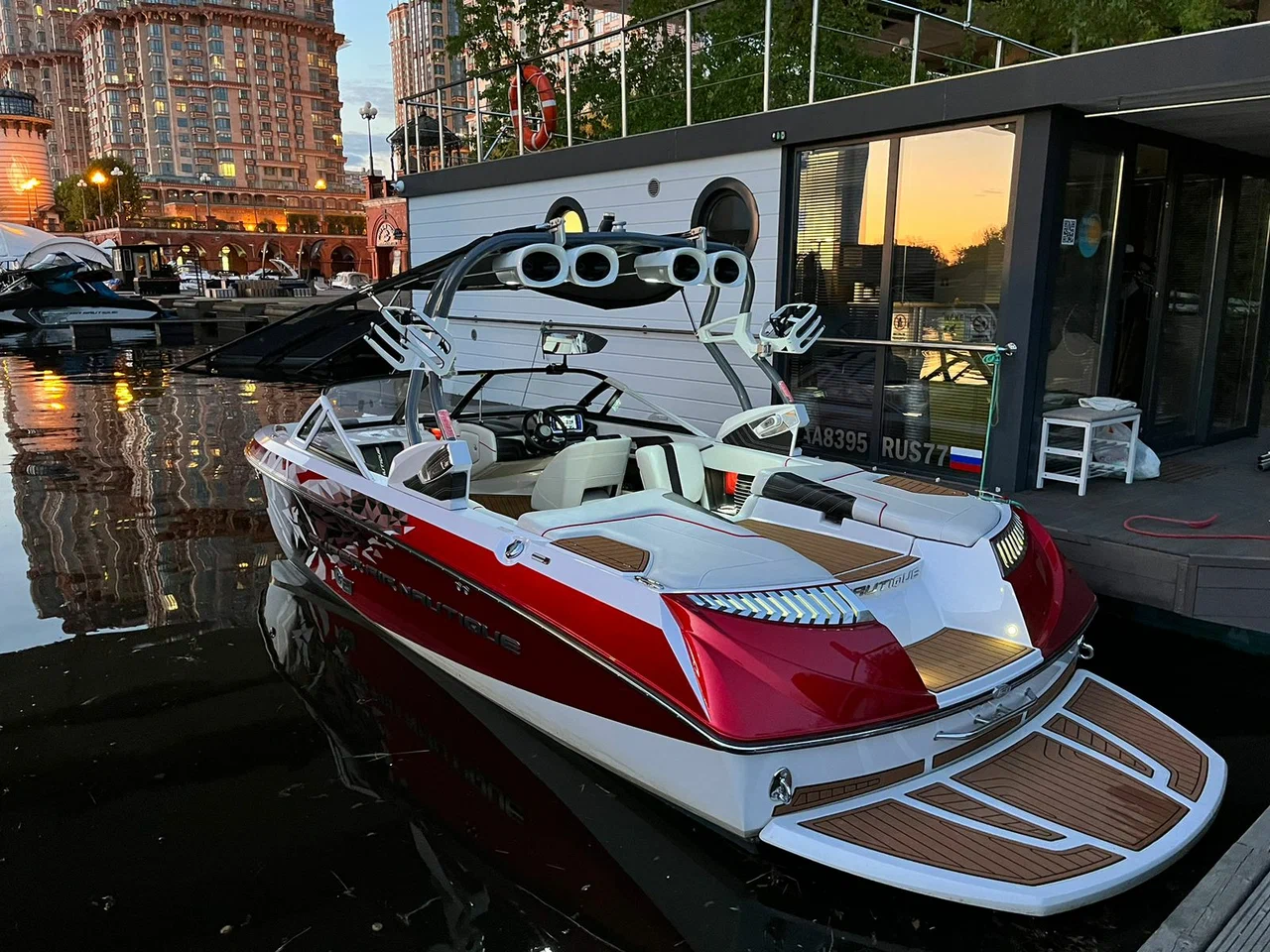 ВейкШанс вейксерф и вейкборд школа