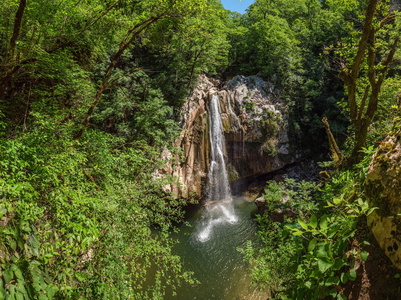 Восхождение на гору Ахун и Агурские водопады