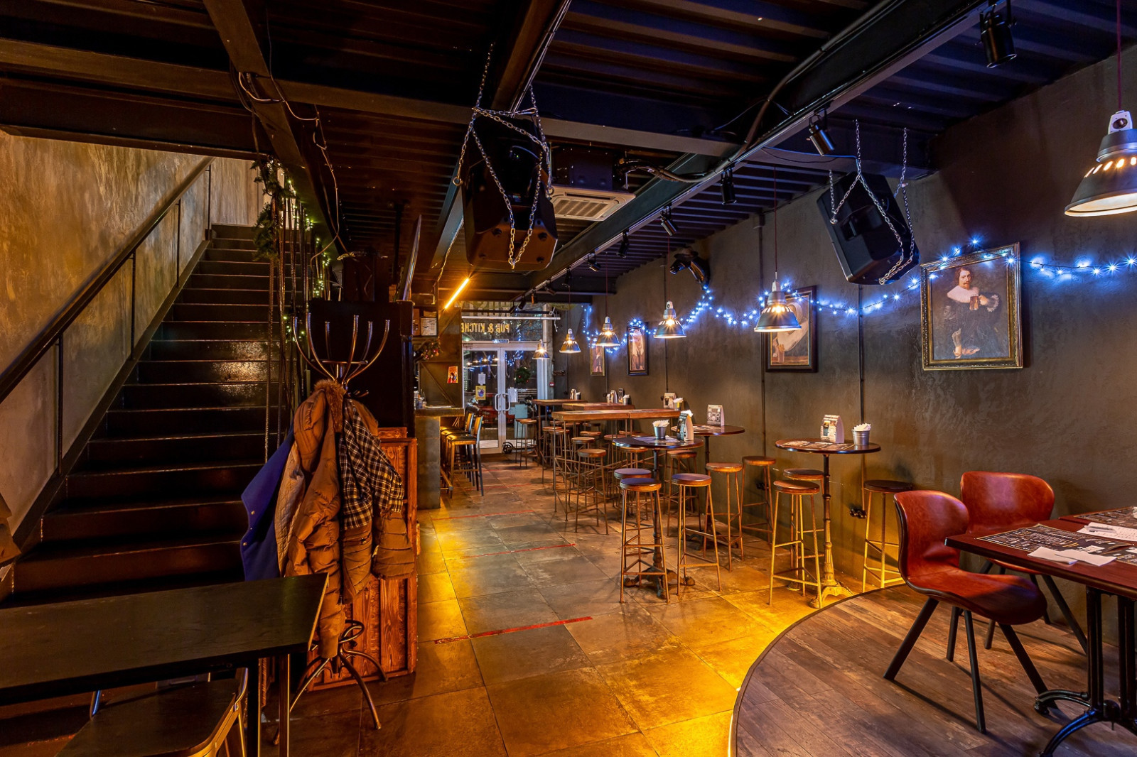 Rusty pub